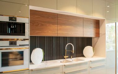 Встраиваемые кофемашины: как выбрать и установить в кухонный гарнитур