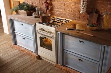 Какая электрическая плита лучше: индукция, стеклокерамика или чугун