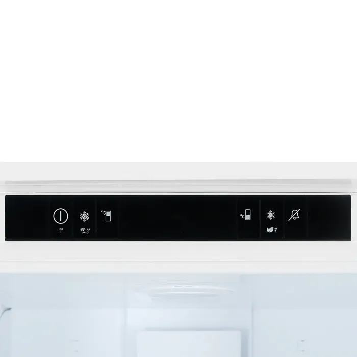 Встраиваемый холодильник Hotpoint-Ariston HBT 18