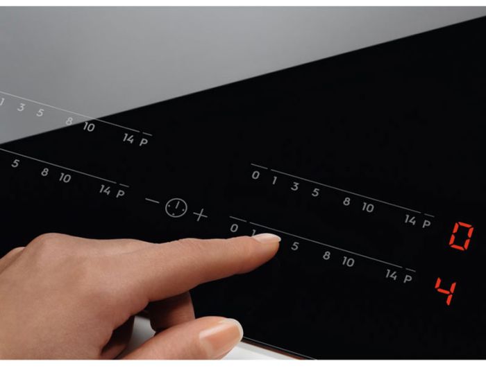 Индукционная варочная панель Electrolux EIT60443X