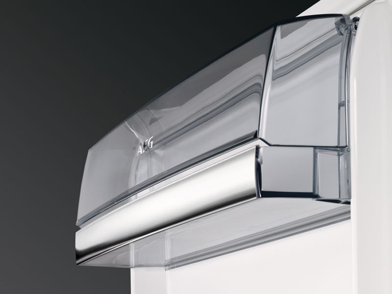 Встраиваемый холодильник AEG SCB819E8TS