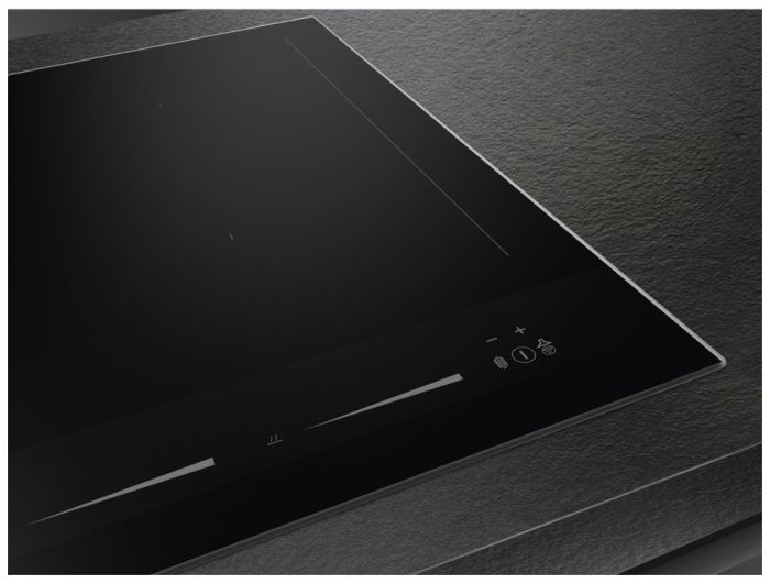 Индукционная варочная панель Smeg SIM1644D