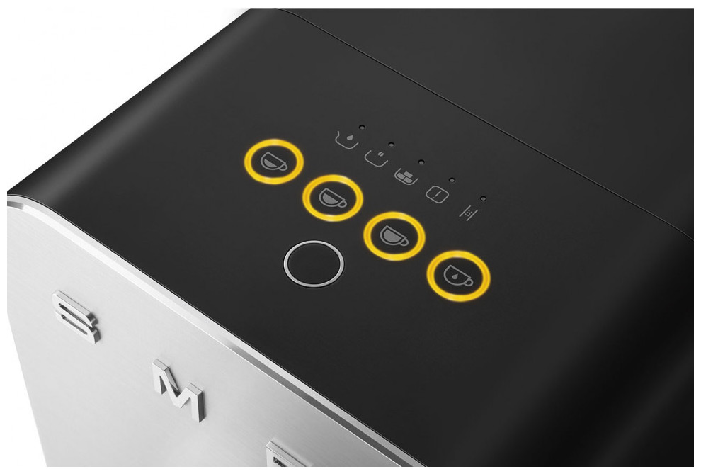 Автоматическая кофемашина Smeg BCC11BLMEU