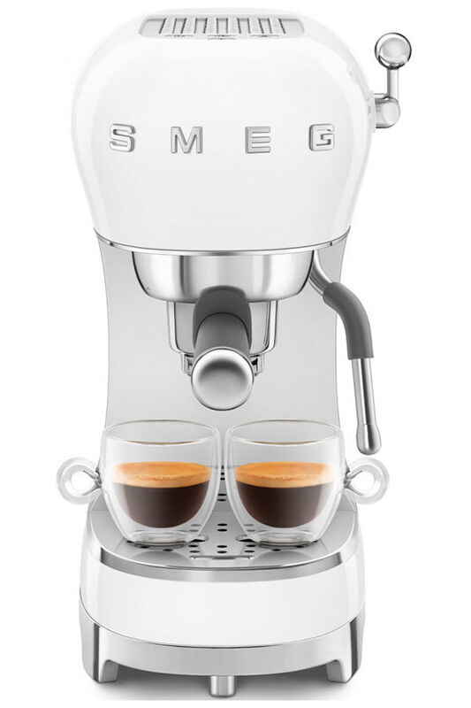 Рожковая кофеварка Smeg ECF02WHEU