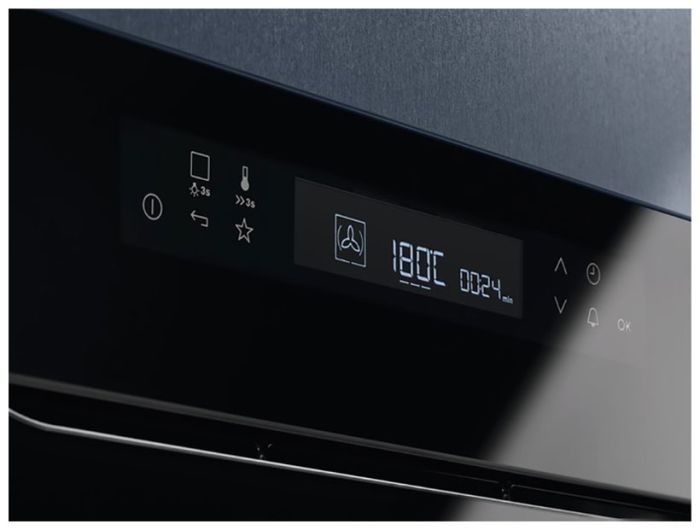 Электрический духовой шкаф Electrolux EOE7C31Z