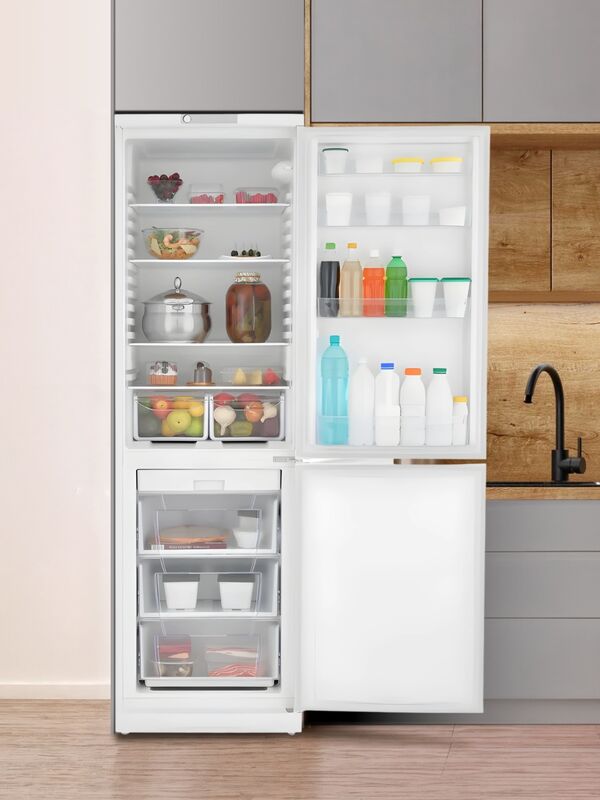 Двухкамерный холодильник Indesit ES 20 A