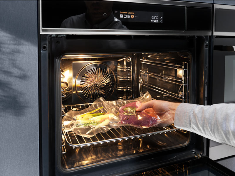 Электрический духовой шкаф Electrolux KOAAS31CX