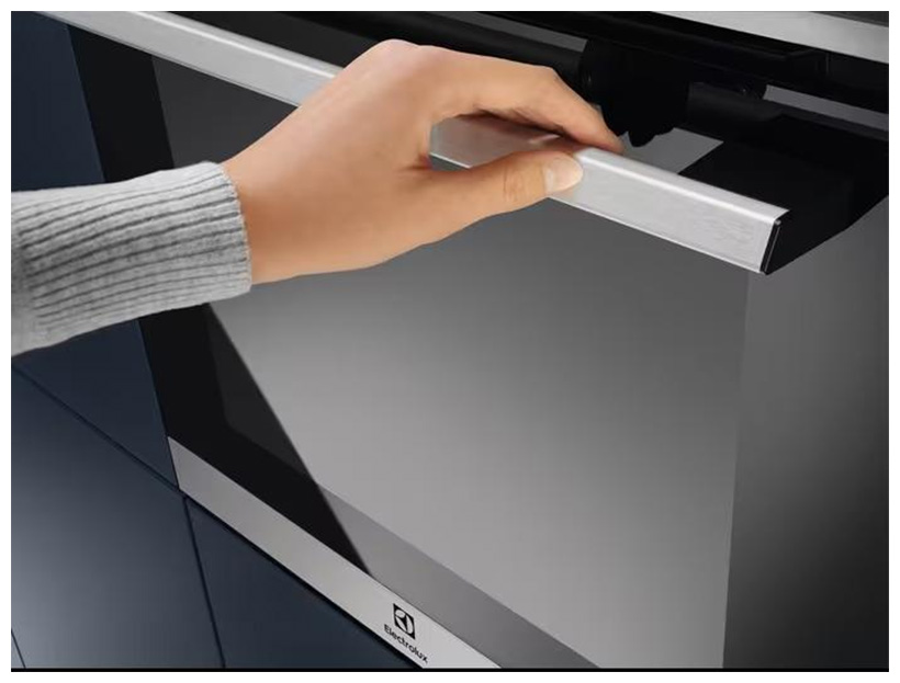 Электрический духовой шкаф Electrolux EOC5E70X