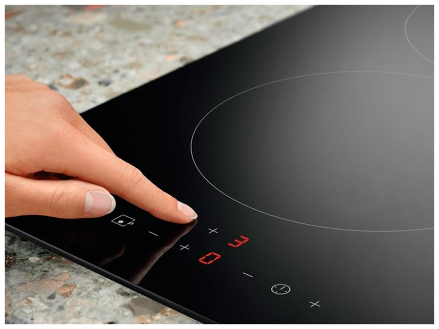 Индукционная варочная панель Electrolux LIT30231C