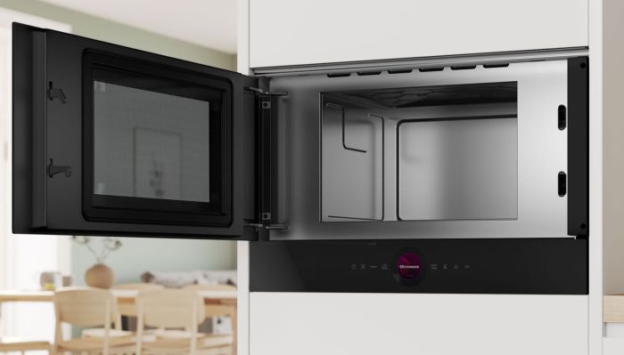 Встраиваемая микроволновая печь Bosch BFL9221B1
