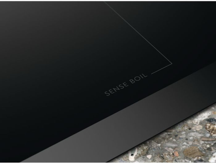 Индукционная варочная панель Electrolux EIS62453