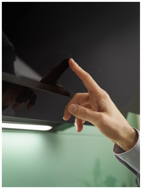 Наклонная вытяжка Franke FMY PRO 907 FM BK/BK MATT