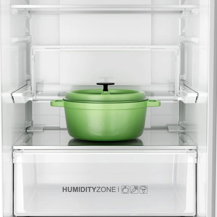 Двухкамерный холодильник Haier C4F640CGWGU1