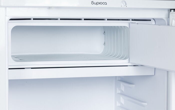 Однокамерный холодильник Бирюса W508