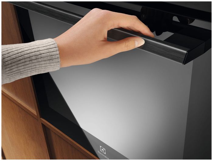Электрический духовой шкаф Electrolux LOE8F38Z