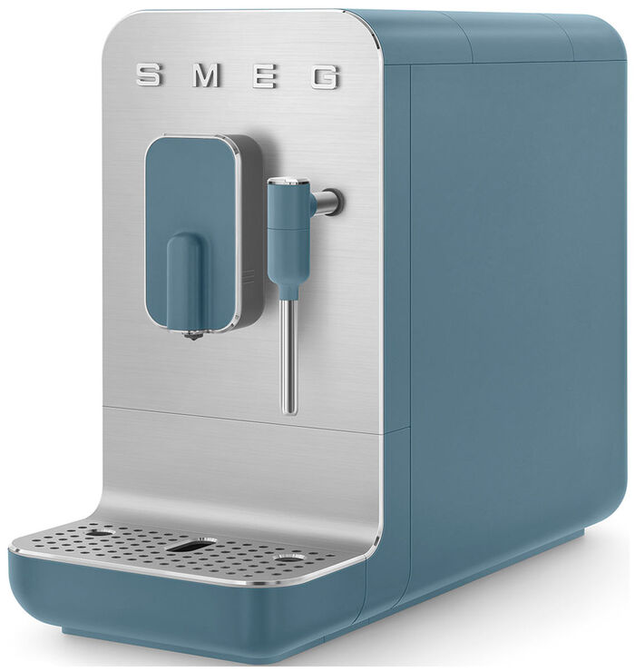 Автоматическая кофемашина Smeg BCC12SBMEU