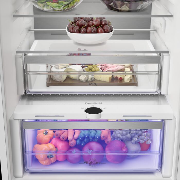 Встраиваемый холодильник Hotpoint-Ariston HSBT 18IXE - фото 5