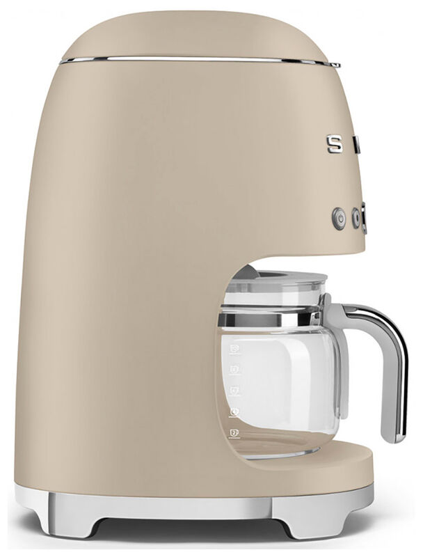 Капельная кофеварка Smeg DCF02MLMEU