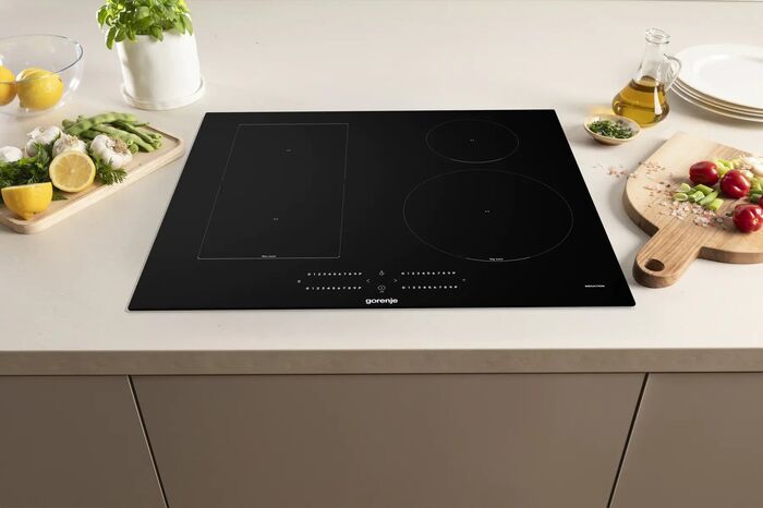 Индукционная варочная панель Gorenje GIC6422BSC
