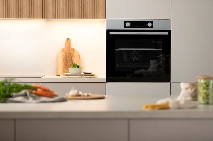 Электрический духовой шкаф Gorenje BO6737E02AXN
