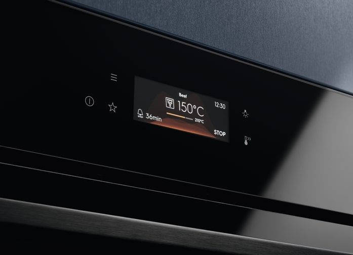 Электрический духовой шкаф Electrolux EOB8S39Z