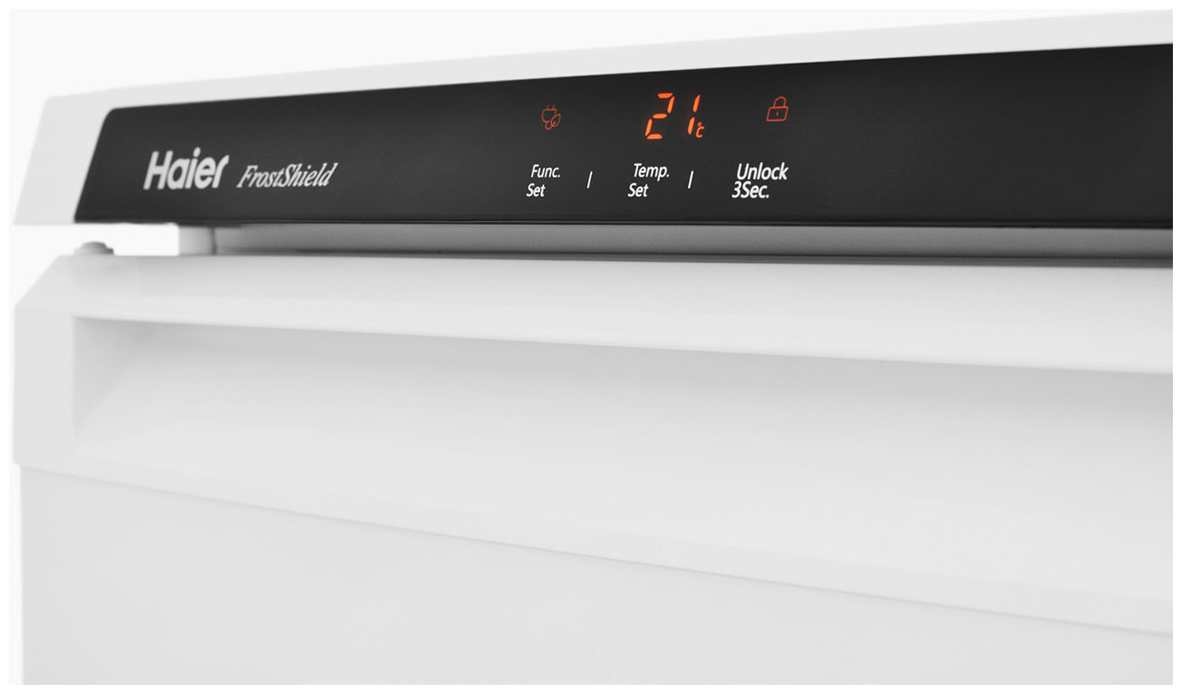 Морозильный шкаф Haier HF-82WAA