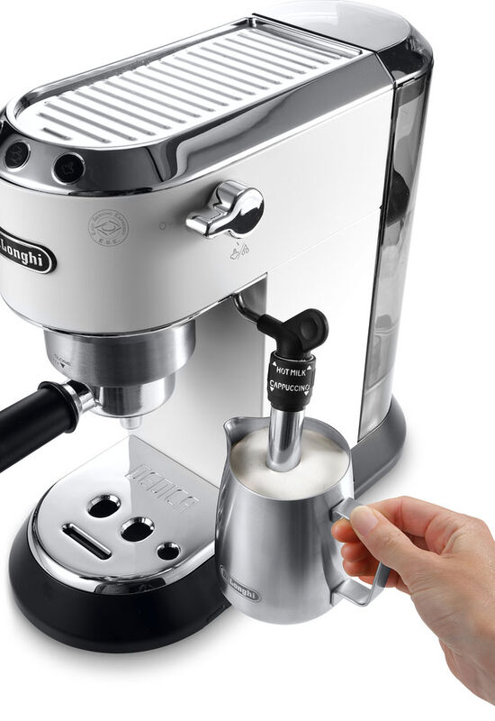 Рожковая кофеварка DeLonghi EC685.W