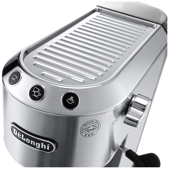 Рожковая кофеварка DeLonghi EC685.M
