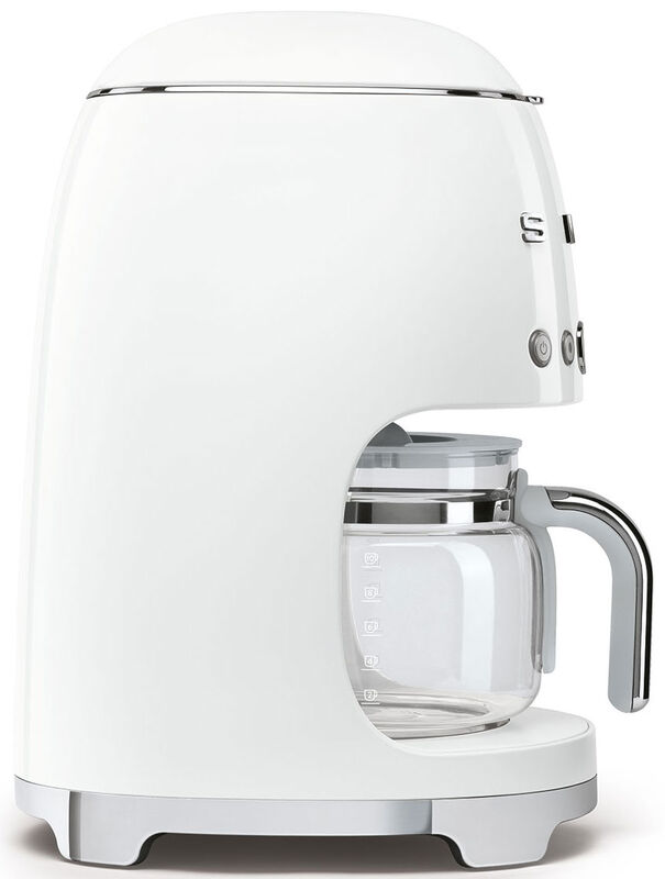 Капельная кофеварка Smeg DCF02WHEU