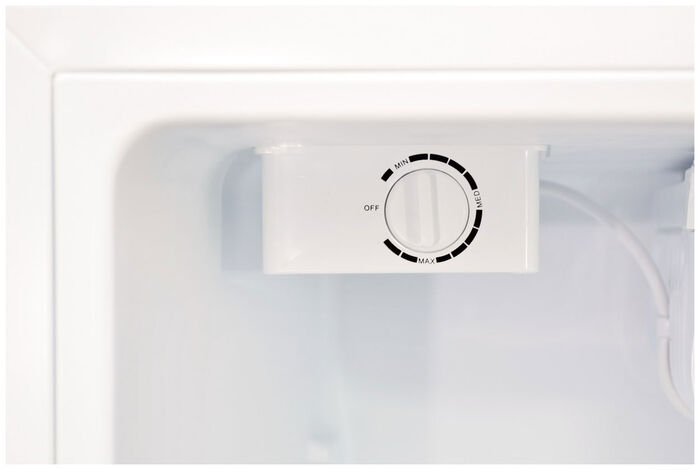 Однокамерный холодильник Willmark RF-87 W