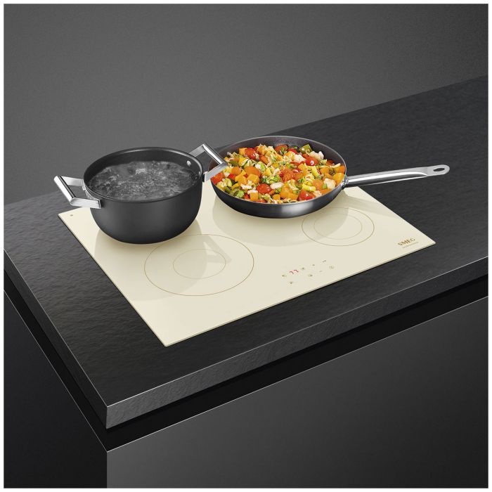 Индукционная варочная панель Smeg SI2641DP