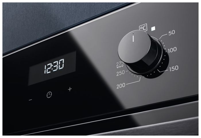 Электрический духовой шкаф Electrolux EOE5C71Z