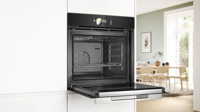 Электрический духовой шкаф Bosch HBG7784B1