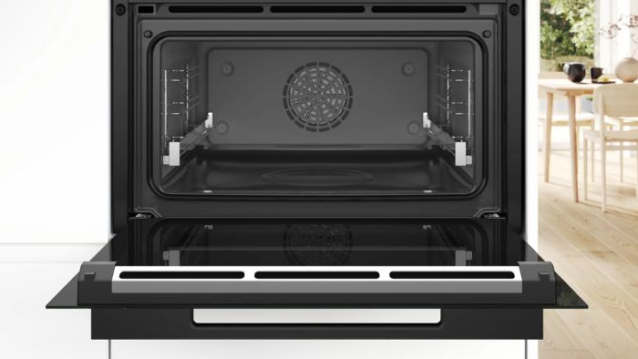 Духовой шкаф электрический Bosch CSG958DB1