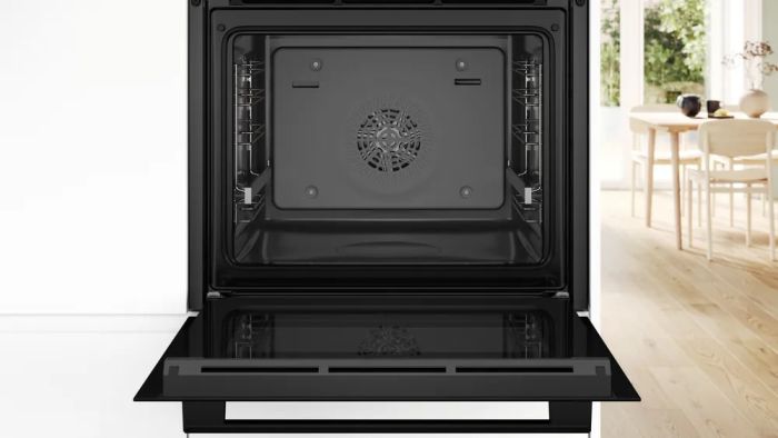 Электрический духовой шкаф Bosch HBG536EB3
