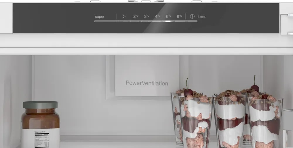 Встраиваемый холодильник Bosch KIR81VFE0