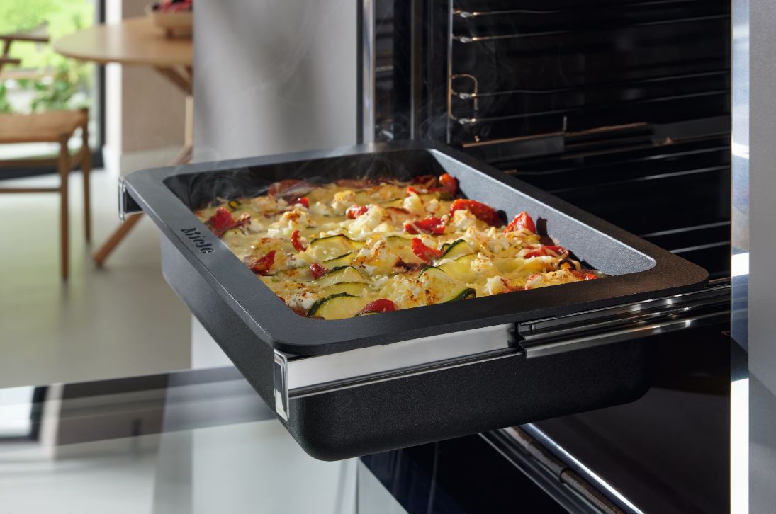 Встраиваемая пароварка Miele DGC 7250 OBSW
