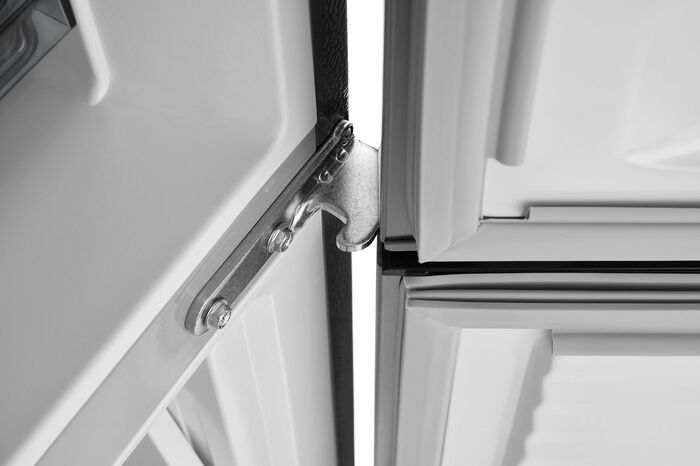 Многокамерный холодильник Zugel ZRCD430X