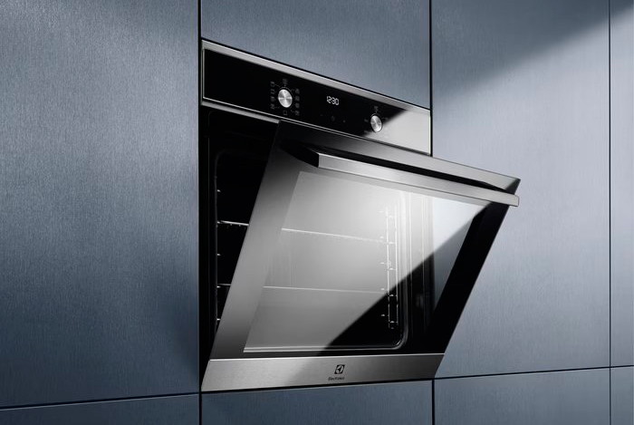 Электрический духовой шкаф Electrolux EOF5H50BX