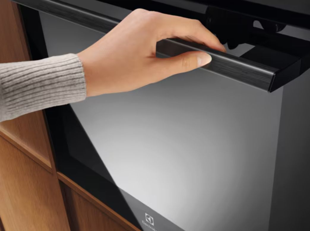 Электрический духовой шкаф Electrolux LOF6P16Z