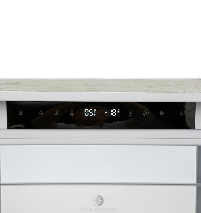 Встраиваемый холодильник Millen MBI193.7D