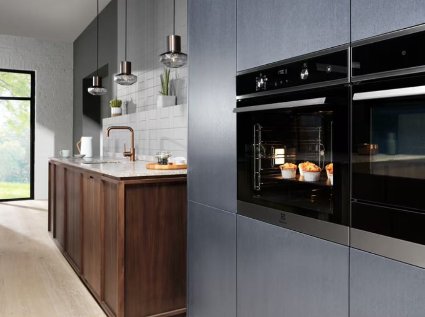 Электрический духовой шкаф Electrolux LOD6F77WZ