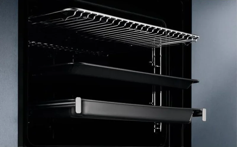 Электрический духовой шкаф Electrolux EOF5H50BZ