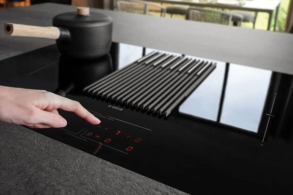 Индукционная варочная панель Elica NIKOLATESLA LIBRA EVO BL/A/83