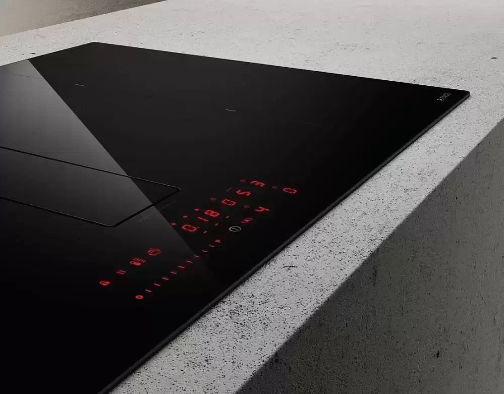 Индукционная варочная панель Elica NIKOLATESLA FIT XL BL/A/83