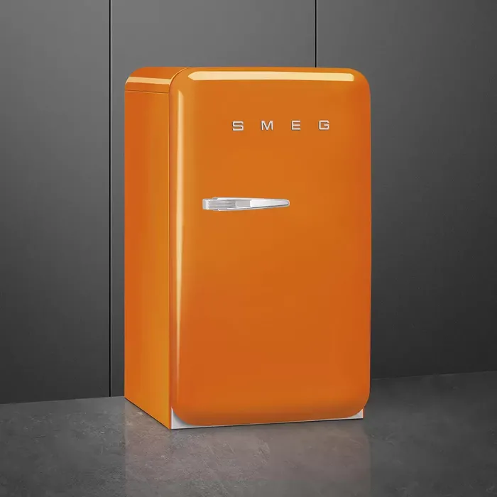 Однокамерный холодильник Smeg FAB10ROR6