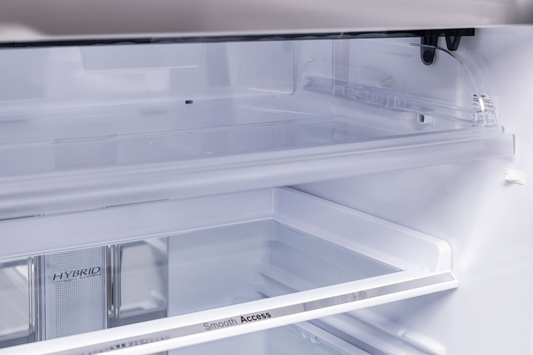 Двухкамерный холодильник Sharp SJXP59PGRD