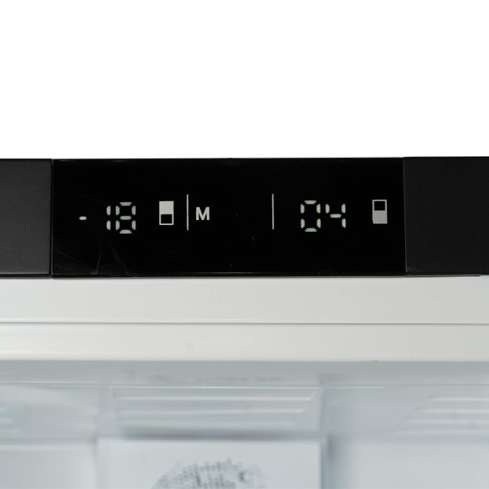 Встраиваемый холодильник DeLonghi DCI 17NFE BERNARDO