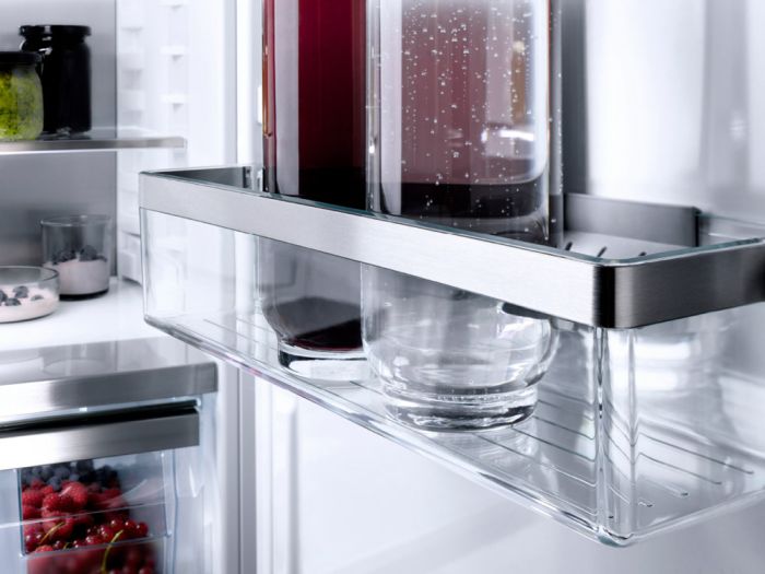 Встраиваемый холодильник Miele K 7743 E