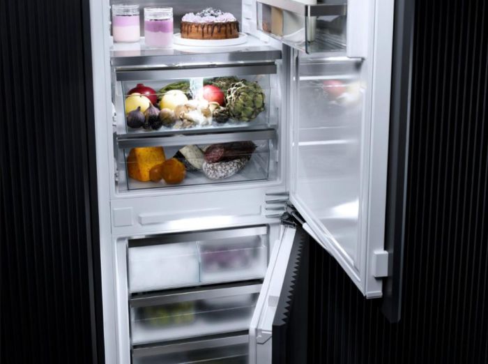 Встраиваемый холодильник Miele KFN 7795 D